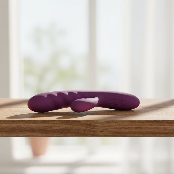 Svakom Avery Thrusting/Clit Stimulator Dildos & Dongs My Amazing Fantasy